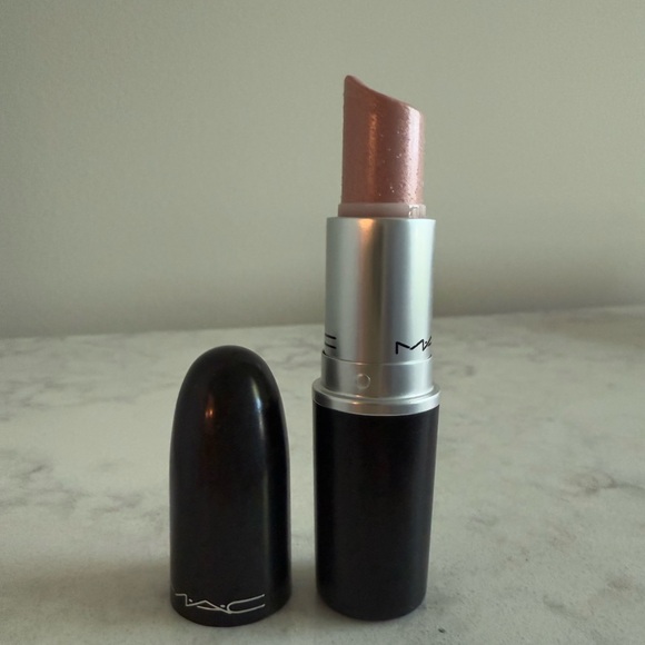 MAC Cosmetics “Pretty Please” Lipstick - Picture 1 of 2